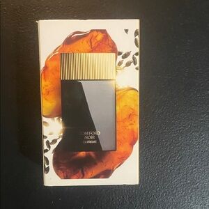 Tom Ford Noir Extreme Black and Gold Bottle